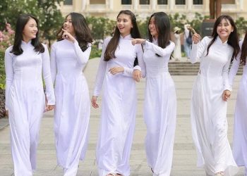 Bài thuyết trình về áo dài Việt Nam ngắn gọn hay nhất
