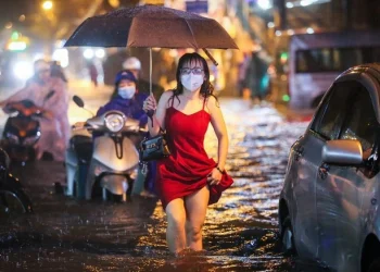 Mùa mưa ở miền Nam bắt đầu từ tháng mấy?