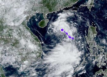 Áp suất khí quyển là gì? Công thức tính, giá trị và các ví dụ dễ hiểu